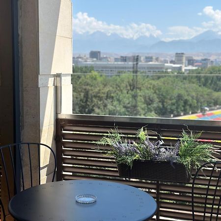 Logvinenko Apartment Bishkek Exterior photo